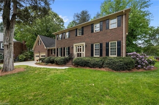 804 Warwick Ct, Burlington, NC 27215