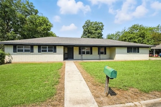 115 Horseshoe Dr, Cooper, TX 75432