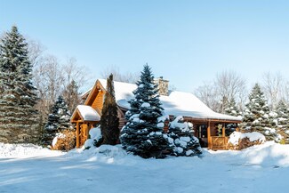 221 Teer Rd, Mount Holly, VT 05730