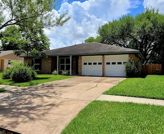 12303 Meadow Berry Dr, Stafford, TX 77477