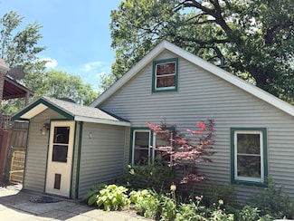 2110 N Mobile Ave, Chicago, IL 60639