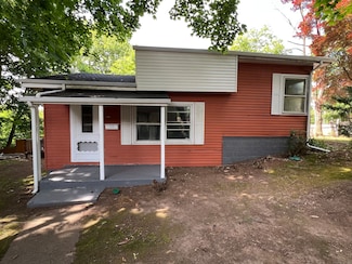 6 Victory Dr, New Haven, CT 06515