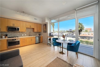 353 E Bonneville Ave Unit 215, Las Vegas, NV 89101