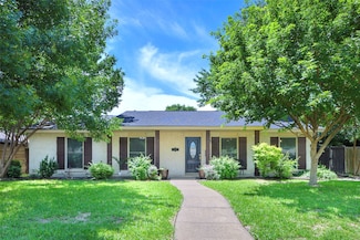 909 Redwood Dr, Richardson, TX 75080