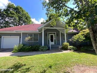 11 Prospect Hill Rd Unit 1, Stockbridge, MA 01262