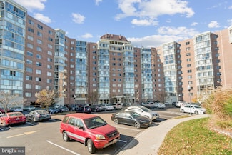 3200 N Leisure World Blvd Unit 309, Silver Spring, MD 20906