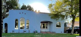 1516 Glenwood Rd, Glendale, CA 91201