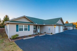 163 Fairway Villa Dr, Fancy Gap, VA 24328
