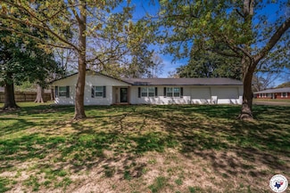 400 W Douglas St, Jefferson, TX 75657