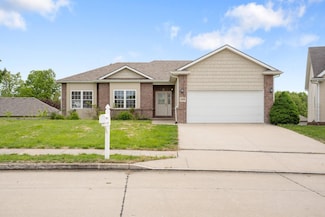 5808 Oswago Cir, Columbia, MO 65201