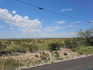 W of 102 Comanche Dr, Carlsbad, NM 88220