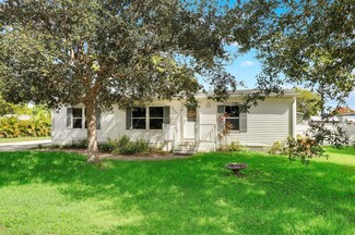 5411 SE Celestial Cir, Stuart, FL 34997