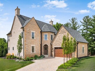 155 Chedworth Row, Powell, OH 43065