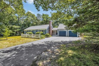 41 Ensign Rd, Centerville, MA 02632