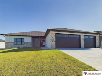 520 N 108th St, Lincoln, NE 68527
