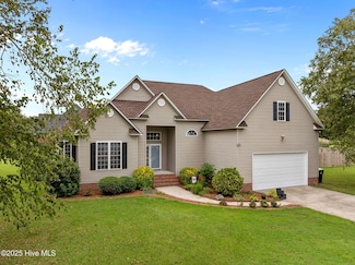 2616 Spring Creek Dr, Grimesland, NC 27837