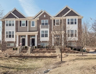 4748 Fender Rd, Lisle, IL 60532