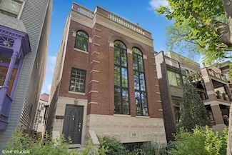 2728 N Seminary Ave, Chicago, IL 60614