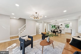 9025 Mulvaney Ct, Springfield, VA 22152