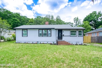 1470 River Hills Cir E, Jacksonville, FL 32211
