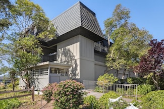 8 Greenwood Cove Dr Unit B, Belvedere Tiburon, CA 94920