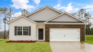 2736 Luxborough Ln, Mebane, NC 27302