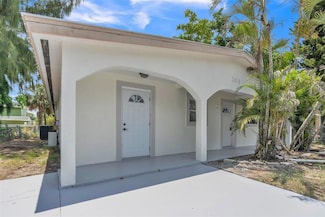 2938 Market St, Fort Myers, FL 33916