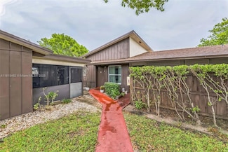 3201 NW 4th Terrace Unit 80, Pompano Beach, FL 33064