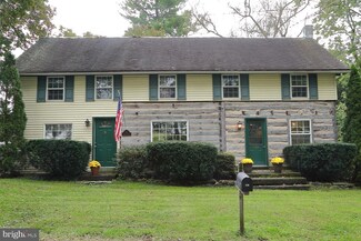 114 Pinetown Rd, Leola, PA 17540