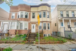 28 Clarke Ave, Jersey City, NJ 07304