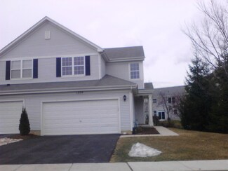 1259 Remington Dr, Fox Lake, IL 60020