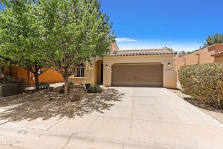5539 Grove Dr, Sunland Park, NM 88063