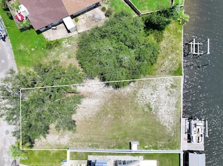 1323 Calabria Rd, Panama City, FL 32405