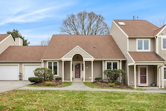 14 Saw Mill Brook Way, Woburn, MA 01801