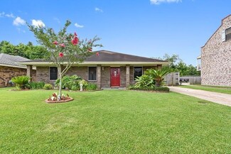110 Ormond Village Dr, Destrehan, LA 70047