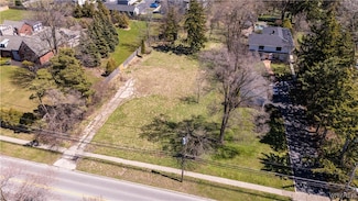180 S Forest Rd, Buffalo, NY 14221