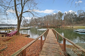 4327 Son Lawing Dr, Claremont, NC 28610