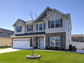 4005 Meadow Valley Dr, High Point, NC 27265