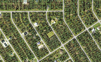 1177 Hammacher Ln, Port Charlotte, FL 33953