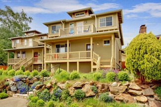 6511 37th Ave NE, Seattle, WA 98115