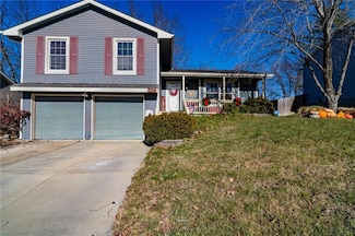 724 Fawn Creek St, Leavenworth, KS 66048