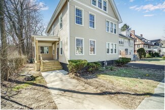 202 Fort Pleasant Ave, Springfield, MA 01108