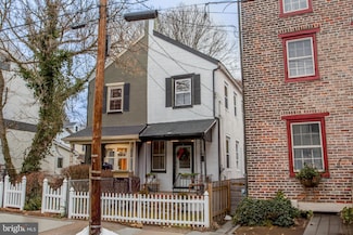 62 N Franklin St, Lambertville, NJ 08530