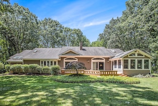 100 Alto Relievo Way, Marshall, MI 49068