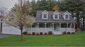 56 Carroll St, Springfield, MA 01108