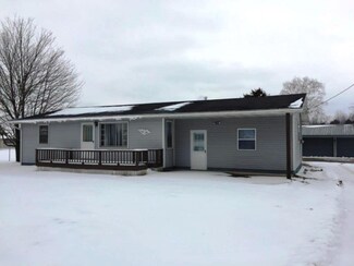933 S Moorland Rd, Ravenna, MI 49451