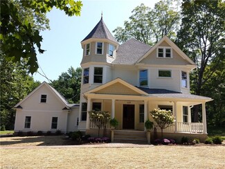 639 Chagrin River Rd, Gates Mills, OH 44040