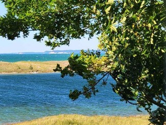 32 Brookharbor N, Manistee, MI 49660