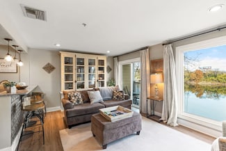 940 1st Ave N Unit 940, Nashville, TN 37201