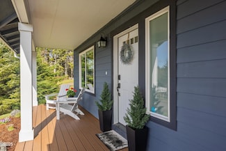 1852 SE Oar Dr, Lincoln City, OR 97367